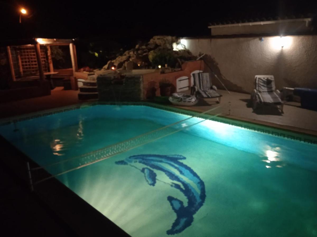 Апартаменты Gite T2 Avec Grande Piscine Villeneuve-la-Comptal Экстерьер фото
